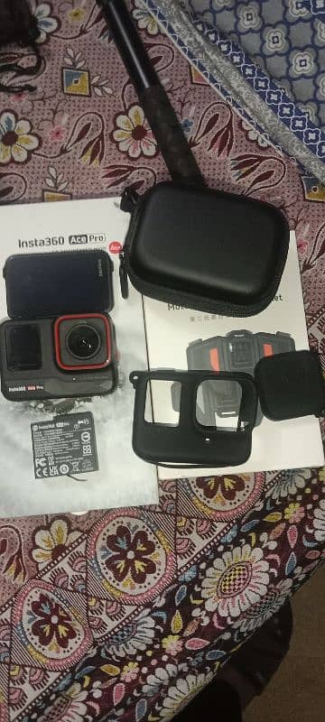 insta 360 ace pro brand new 6