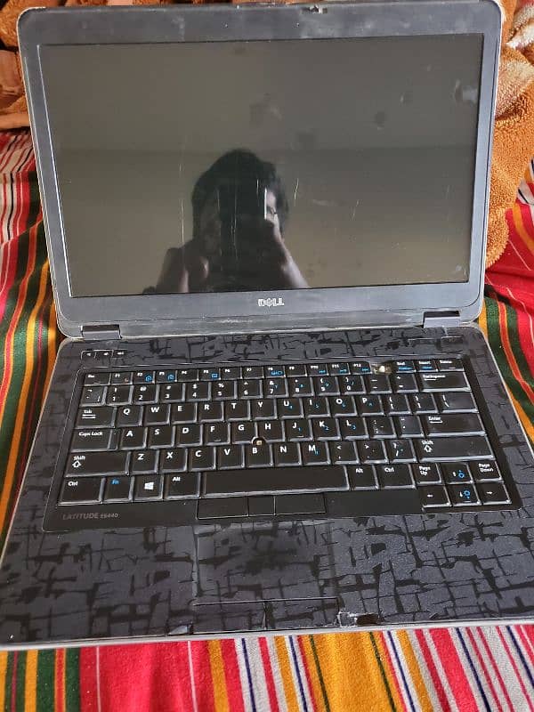 Dell Latitude E6440 1