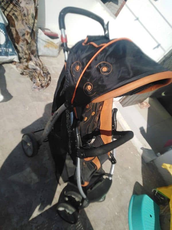 baby pram in good condition 1