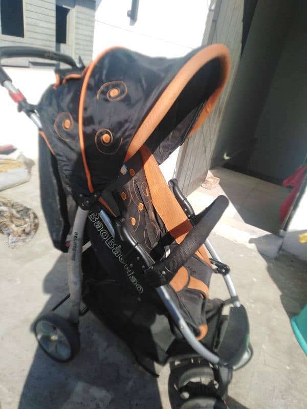 baby pram in good condition 6