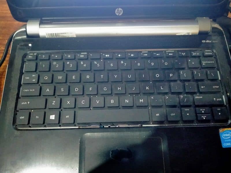 Hp 210 G1 4th generation  Core i5 Ram 8GB Touch n Type 4