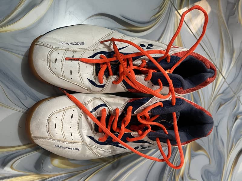 Original Yonex non marking badminton shoes 2