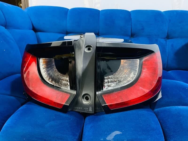 Yaris japani hatchback head back lights 0