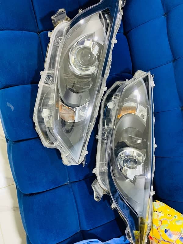 Yaris japani hatchback head back lights 1