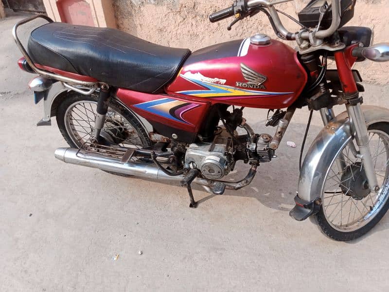 Honda cd 2011 faisalabad numbar 1