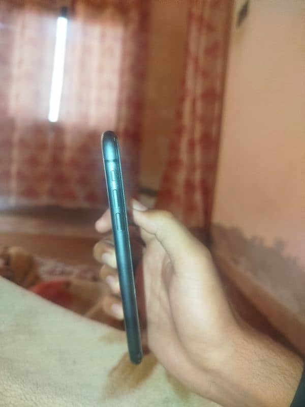 iphone 11 for sale 6