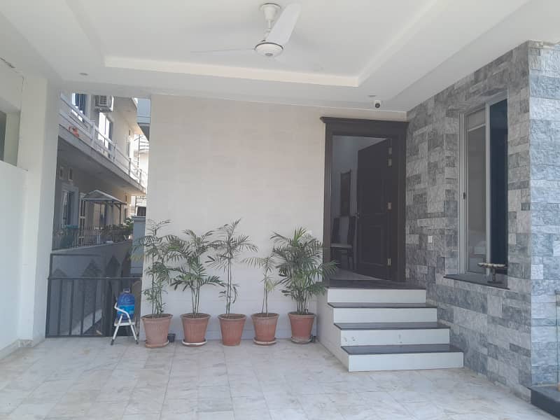 E-11/2 Beautiful Upper Portion 2/Bedroom Very Reasonable Rent 0