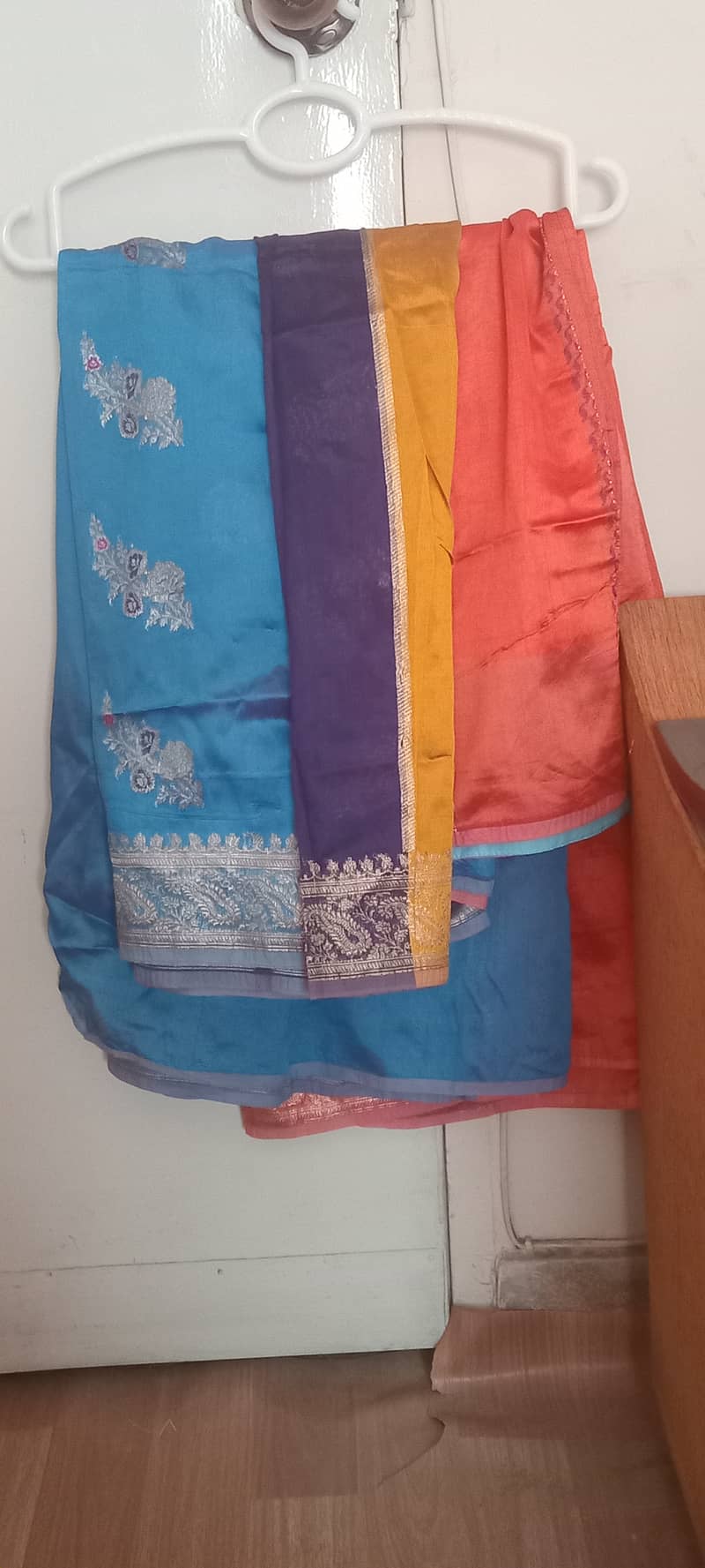 2 sarees with blouse 3