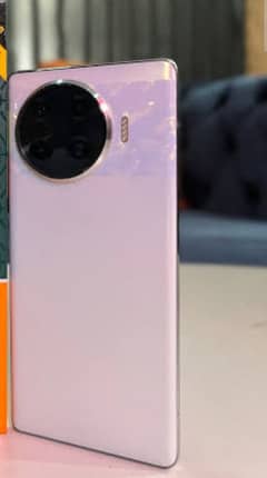 Tecno spark 20pro plus