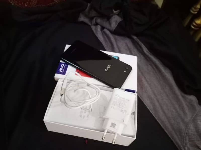 vivo y83 6gb 128gb with box charger final 2