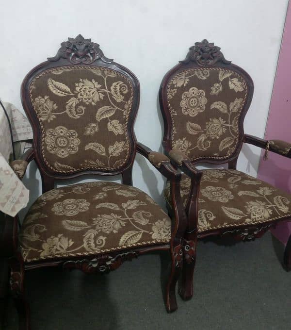 bedroom chairs 0