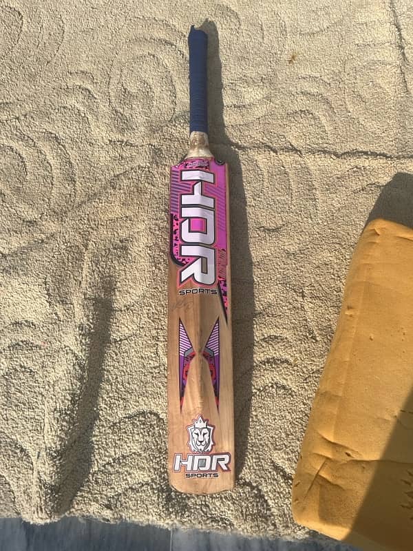 English Willow HardBall Bat Original Imad Waism Signed 0