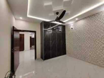 5 Marla Brand New House For Sale In Lake City - Sector M-7B Lake City Lahore 3