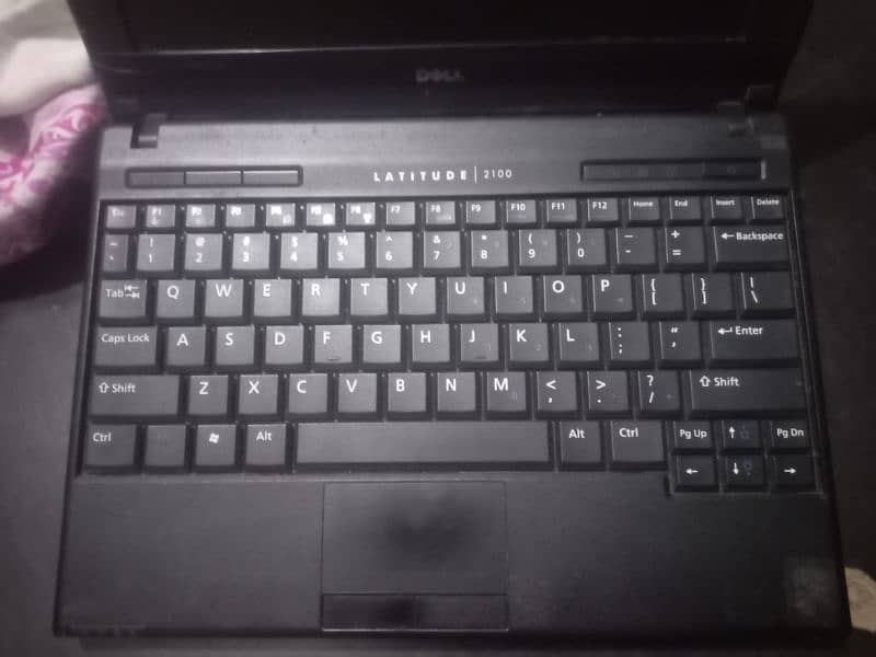 Dell laptop for sale (Dell Latitude 2100) 5