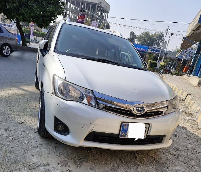 Toyota Fielder hybrid 2014 3