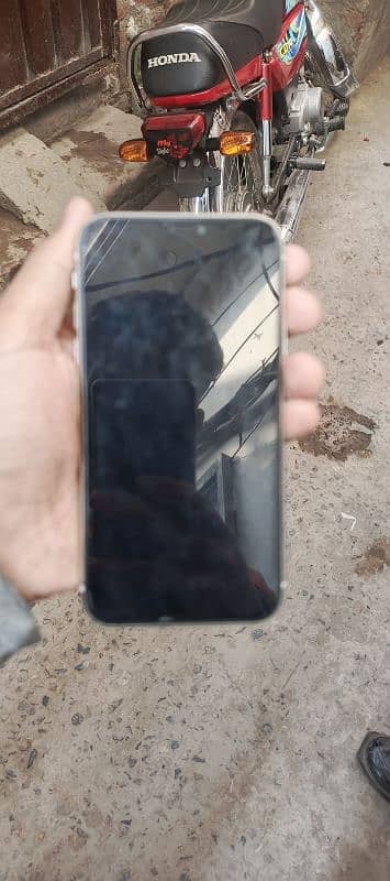 iphone 11 jv 64 gb 03104807054 0