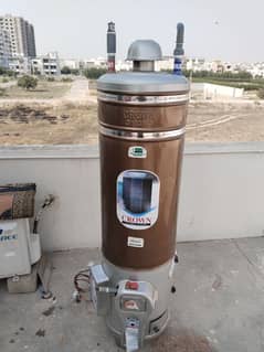 Crown 30 Gallon Electric+ Gas Geyser Available For Sale