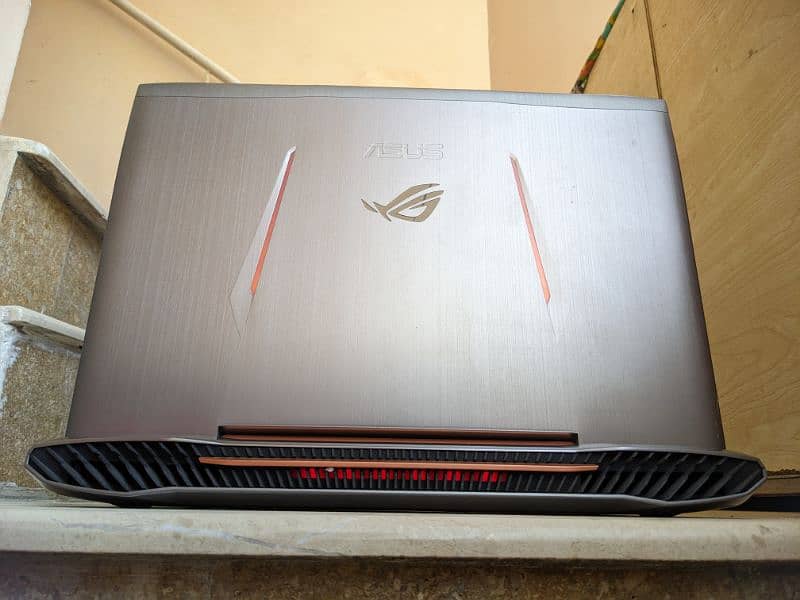 Asus ROG Strix Gaming Power House 3