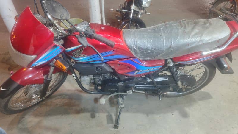 Honda pridor model 100 cc 2017 5