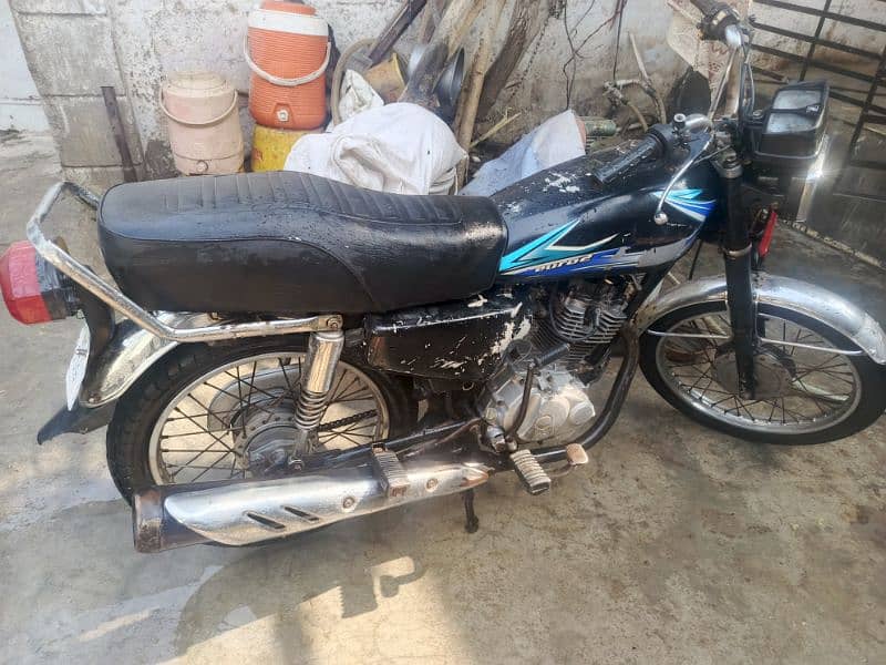 Unique 125 cc Karachi no sealed engine karak sound 1