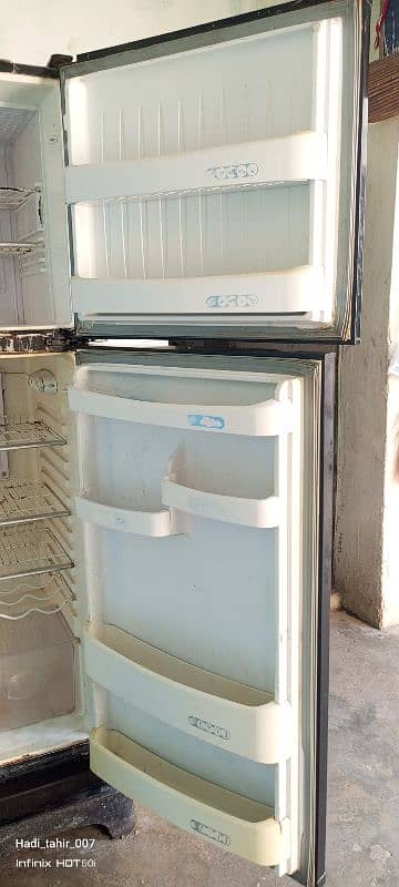 Orient Full size Fridge Urgent sale 4