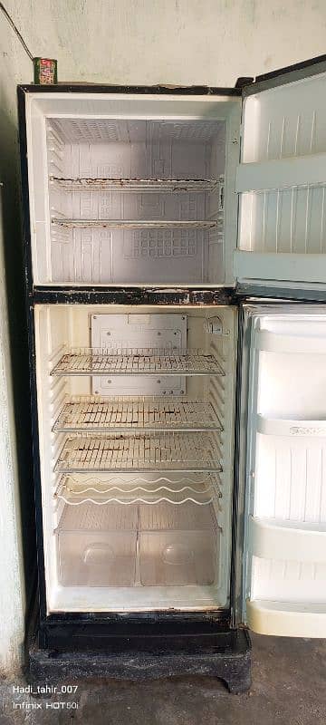 Orient Full size Fridge Urgent sale 6