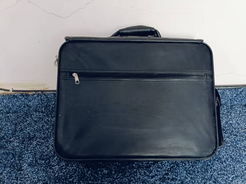 Laptop bags new and used 0