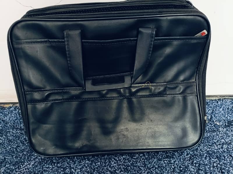 Laptop bags new and used 3