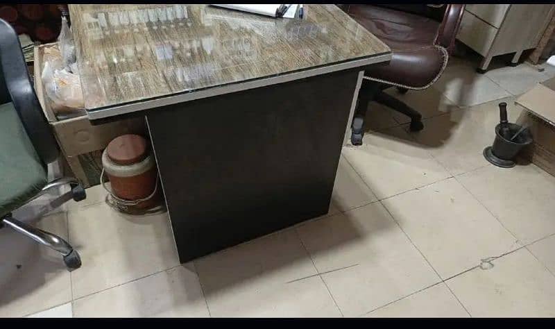 table  urgent for sale 1