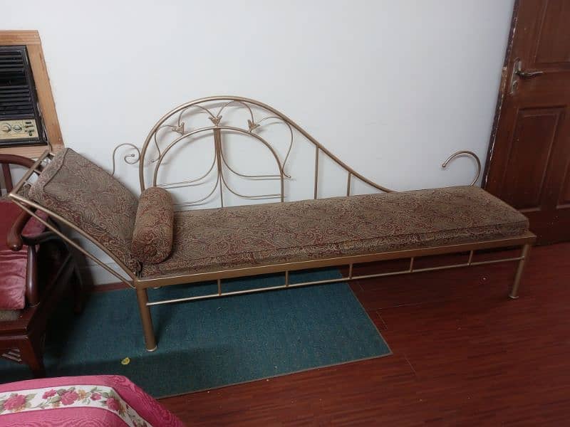 Dewan Sofa (please read details in description) 3