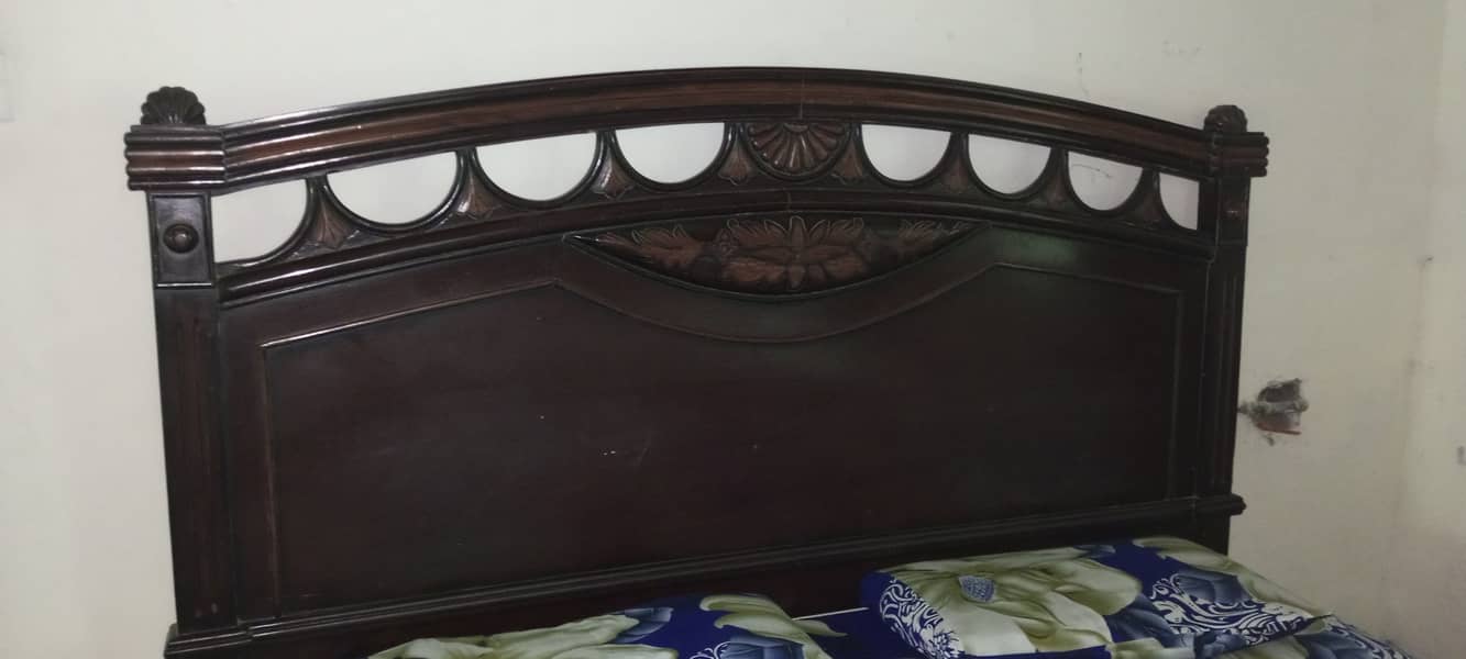 King size bed for sale 3