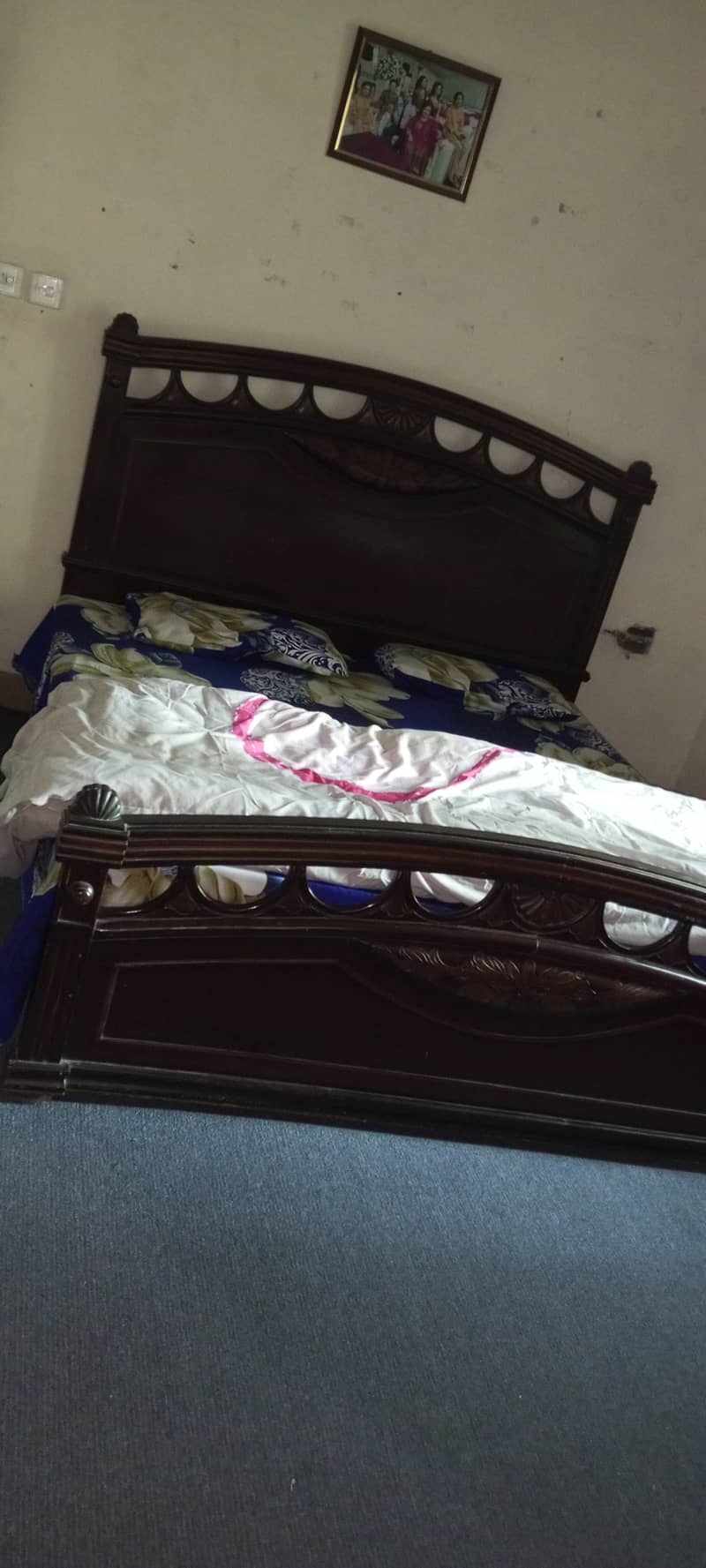 King size bed for sale 6