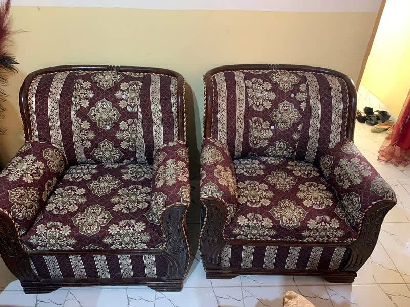 Sofa Set Slightly Used 5 sitters 1