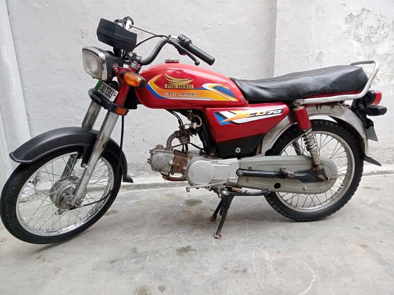 Pak Hero 70 model 2014 good condition smooth engine sound 0