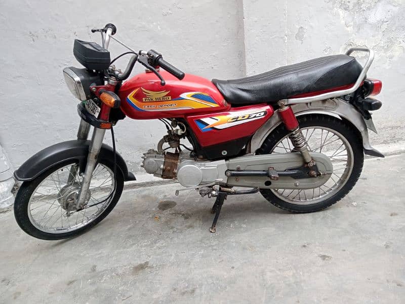 Pak Hero 70 model 2014 good condition smooth engine sound 18