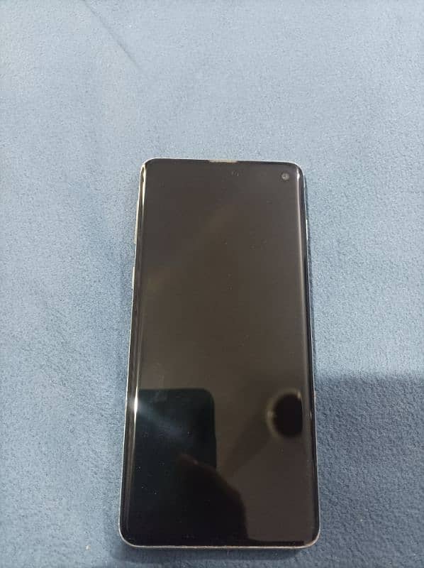 Samsung S10 non pta with small dot 1