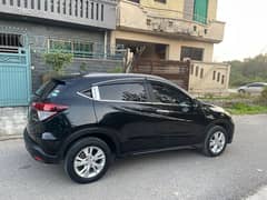 Honda Vezel 2016