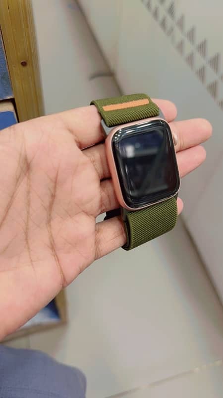 iwatch Series 5  44mm 0