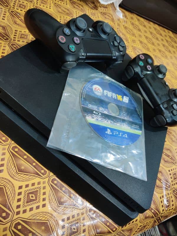 PS4 Slim 500 gb 2