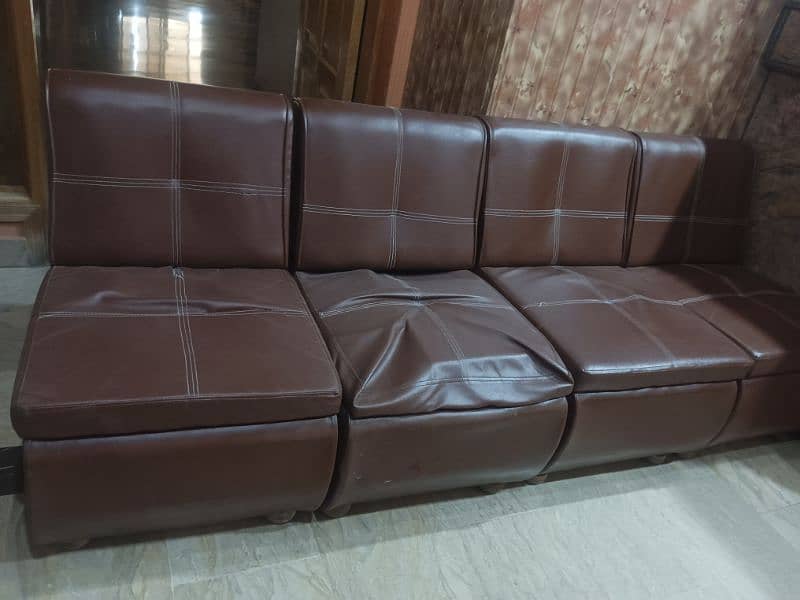 4  seater sofa 3