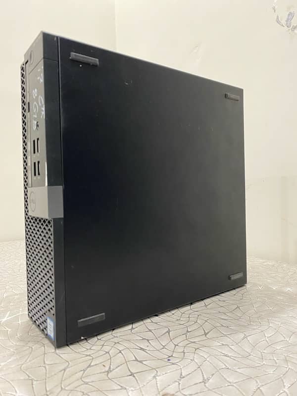 Dell Optiplex 7040 SFF 1