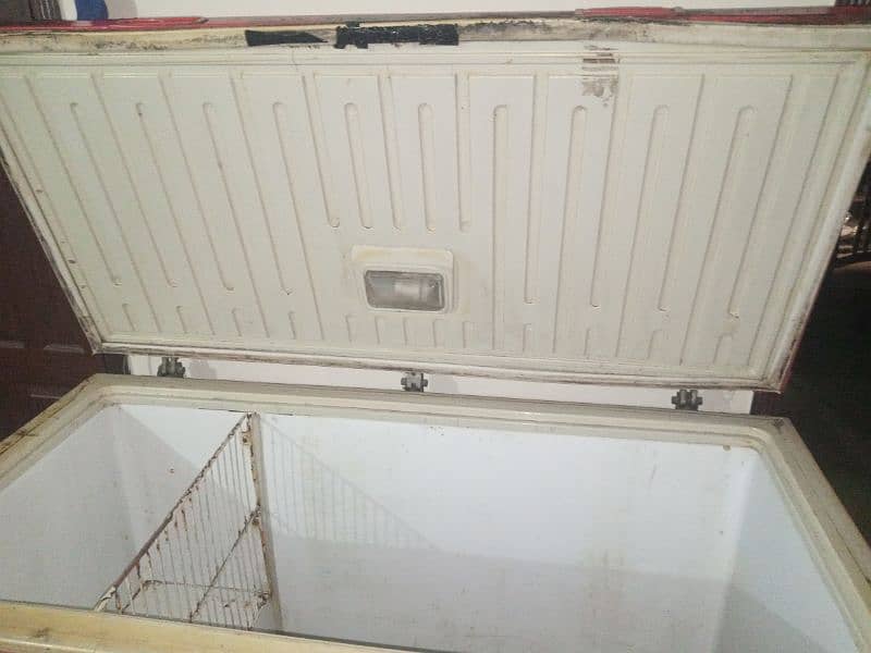 deep freezer for sale urgent 5