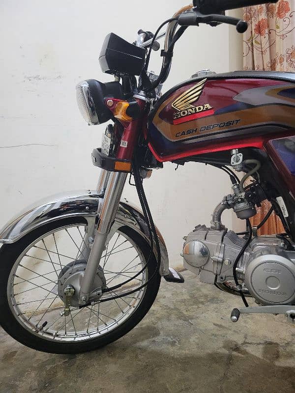 CD70 Honda Moter Bike 0