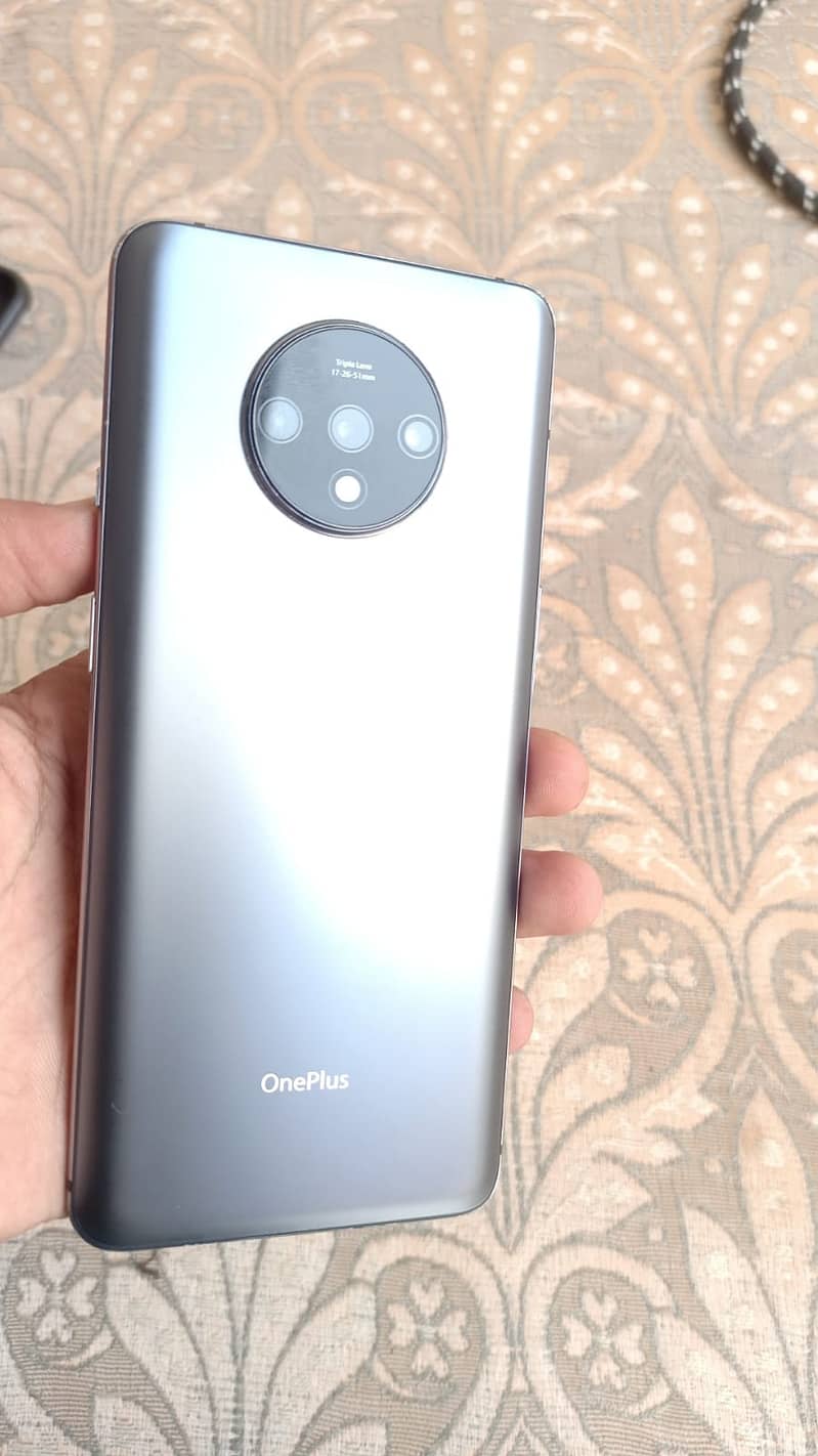 Oneplus 7T 1