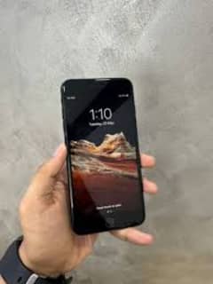 iphone 7 pta approved 32GB outclass camera gaming best 03299935442