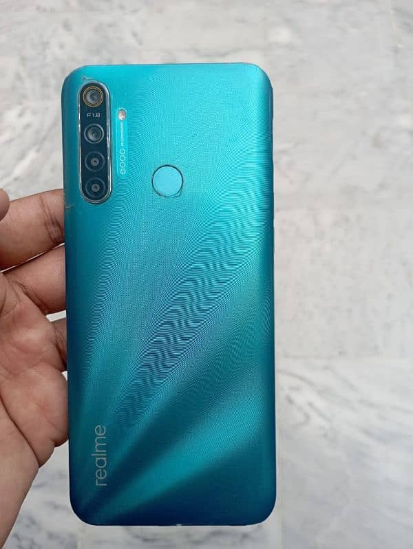 realme 5i 1