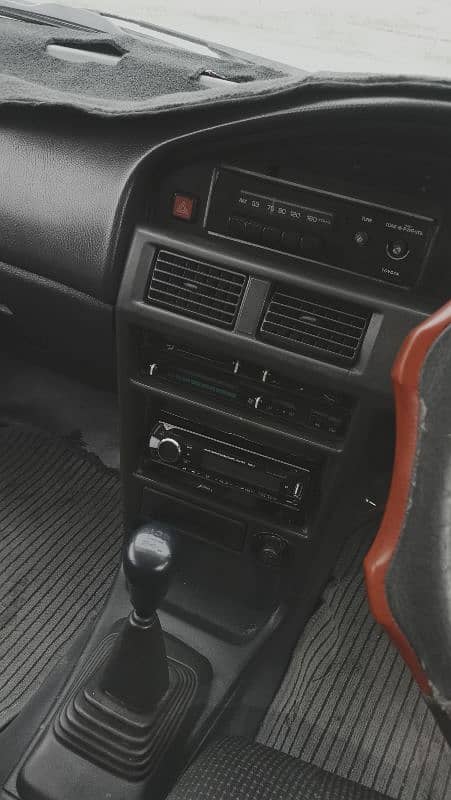 Toyota Corolla XE 1989 7