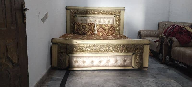 King Bed for sale 0