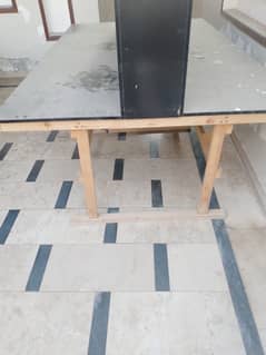 computer table 10/10 condition in cheap rate