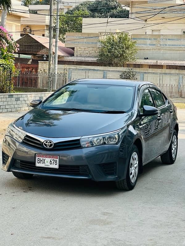 Toyota Corolla GLI 1.3 2017 Full Original Condition 3